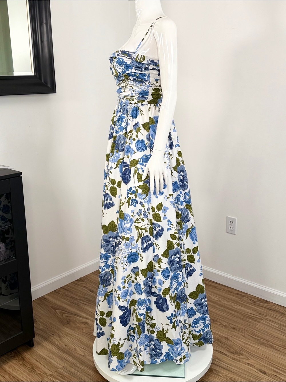 NWT Reformation Kastoria Strapless Floral Maxi Dress in White & Blue Size 2 - Picture 11 of 16